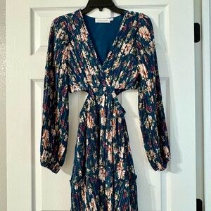 Elegant Long Sleeve Floral Dress in Blue